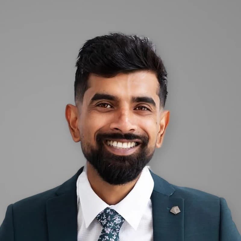 Shamal, Credit Analyst